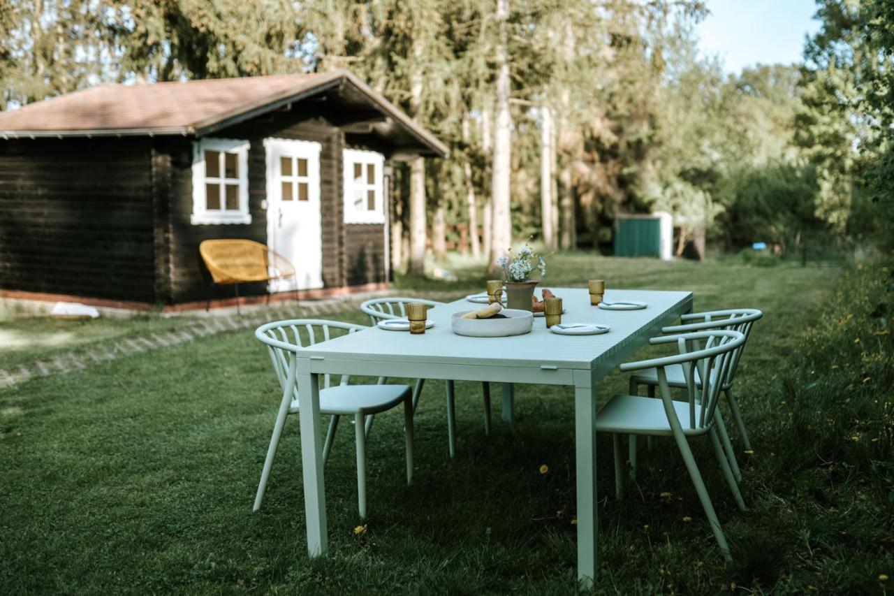 Wunderschoenes Chalet Mit Gaestehaus In Der Natur Mit Fass-Sauna Sangerhausen Exterior photo
